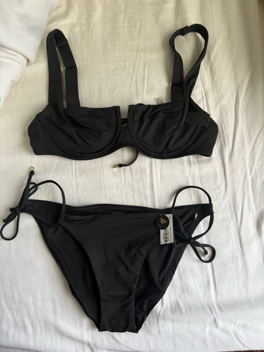 BNWT victorias secret black swimsuit 34b / xs